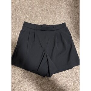 32 Degrees Cool Pleated Shorts Women Small Black Excellent Stretch Casual